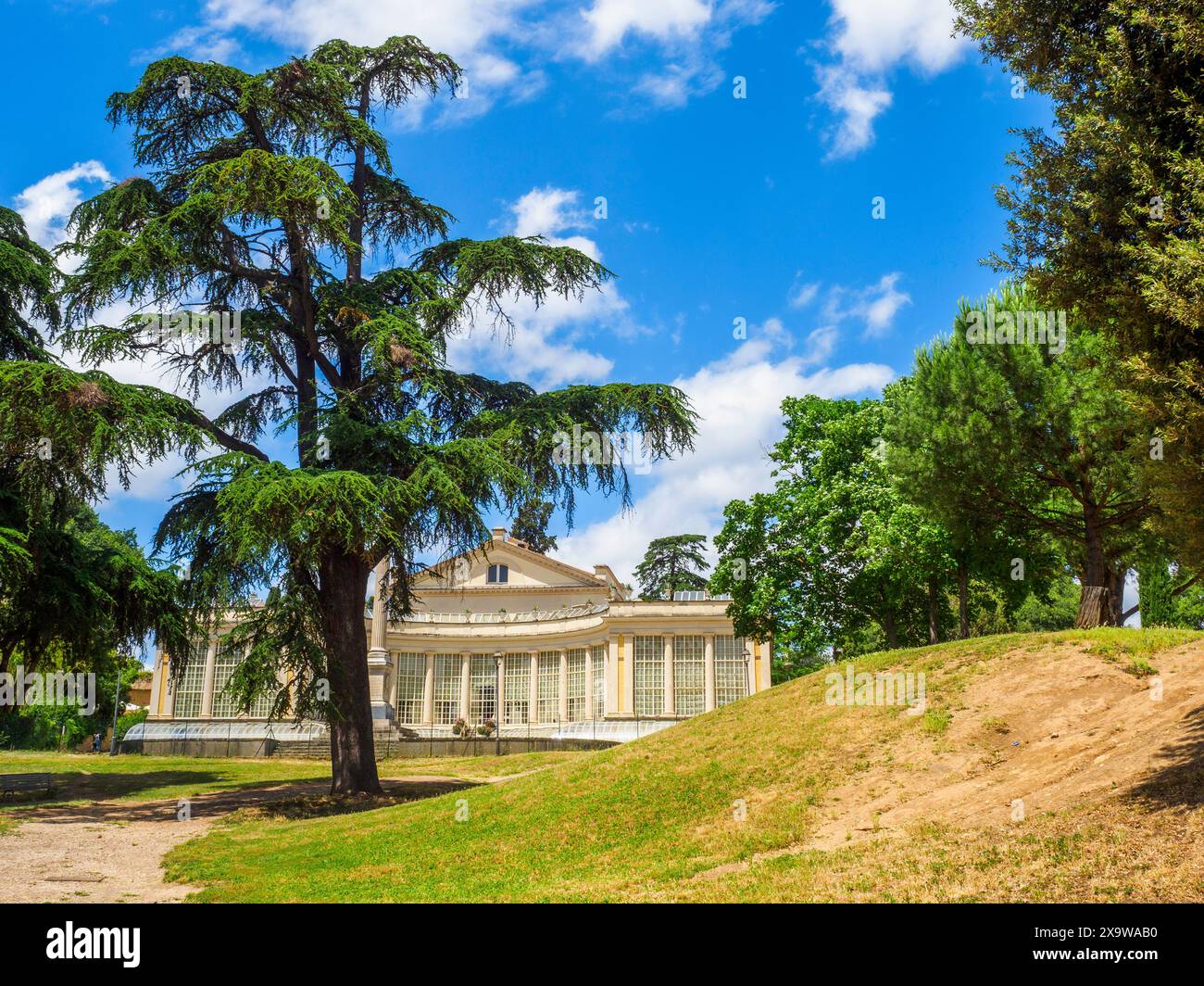 Teatro in Villa Torlonia, un parco con un complesso di edifici, situato nel quartiere Nomentano di Roma - Roma, Italia Foto Stock
