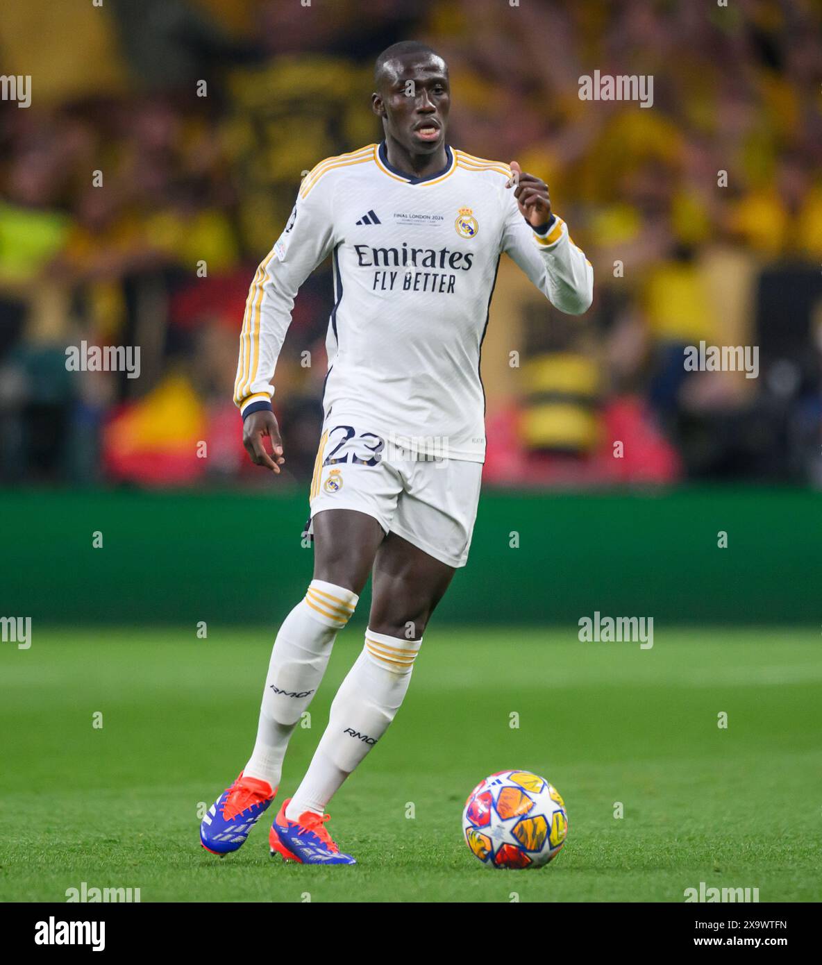 01 giu 2024 - Borussia Dortmund contro Real Madrid - finale di UEFA Champions League - Wembley. Ferland Mendy del Real Madrid in azione contro il Borussia Dortmund. Foto : Mark Pain / Alamy Live News Foto Stock