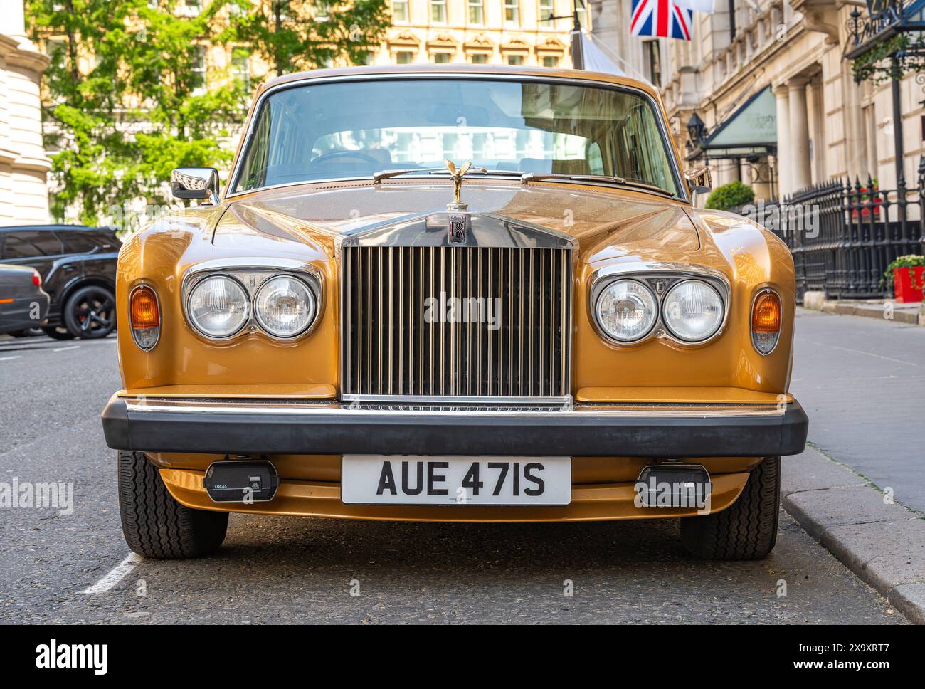 Londra, Regno Unito, 12.05.2024, Vista frontale della Rolls-Royce Silver Shadow II Foto Stock