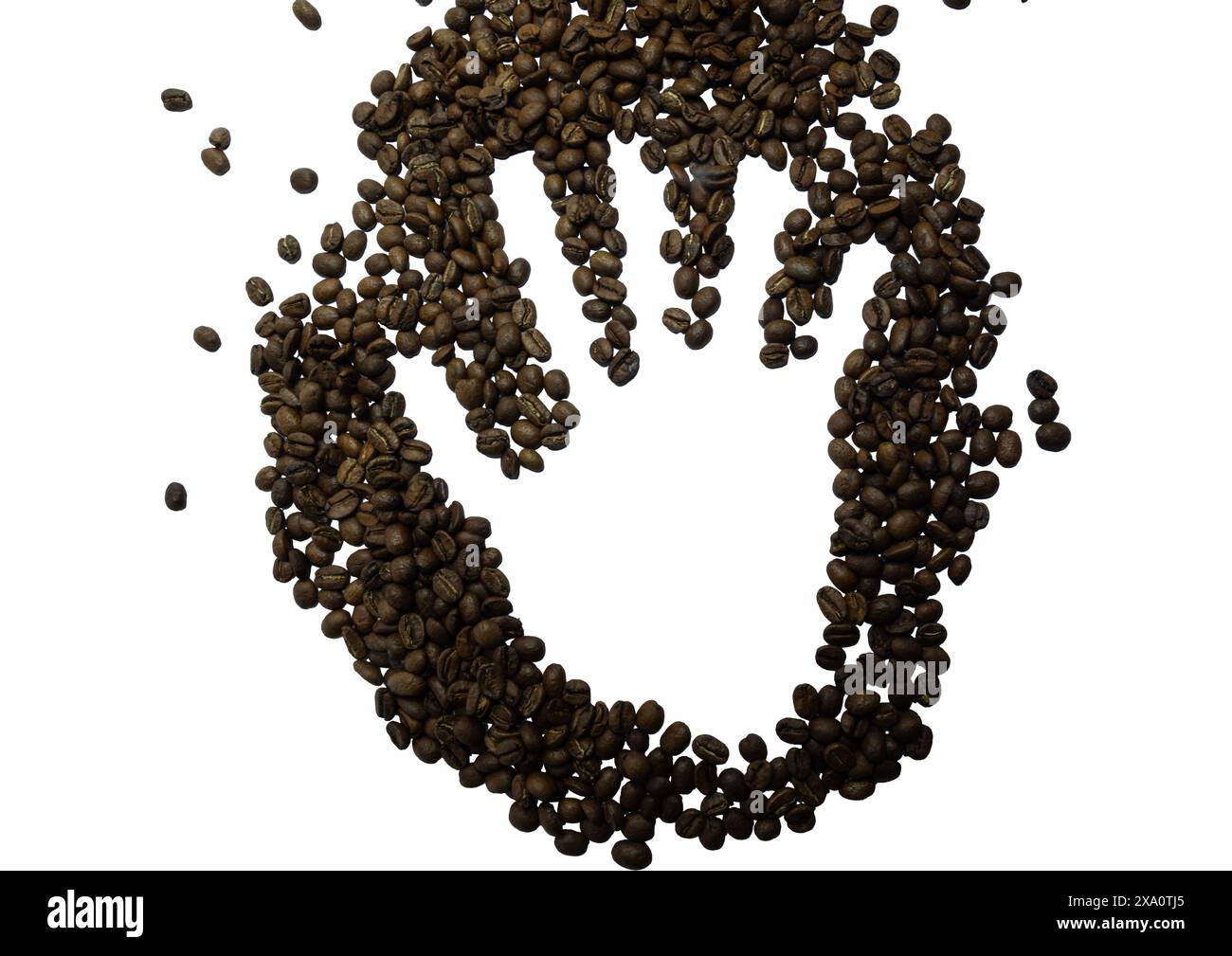 Primo piano di chicchi di caffè a forma di mano su sfondo bianco Foto Stock