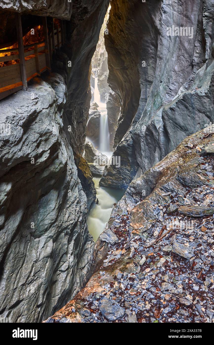 Gola e fiume Liechtenstein. Corridoio sospeso. Stato di Salisburgo. Austria Foto Stock