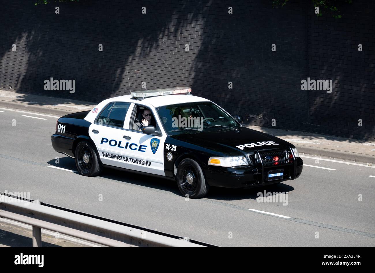 Macchina della polizia di Warminster Township. Coventry Motofest 2024, Regno Unito Foto Stock
