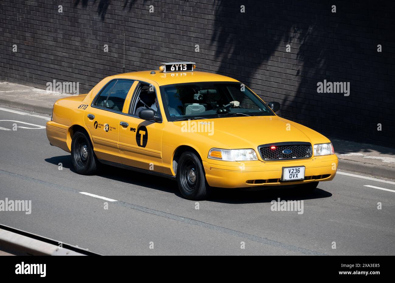 Taxi di New York. Coventry Motofest 2024, Regno Unito Foto Stock