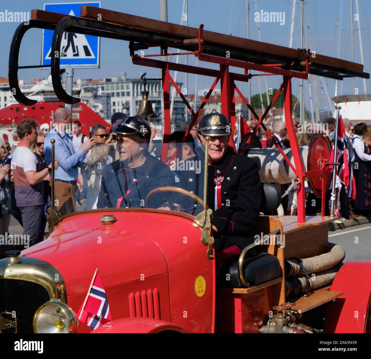 Festa nazionale della Norvegia 2024 a Bergen, Norvegia Foto Stock