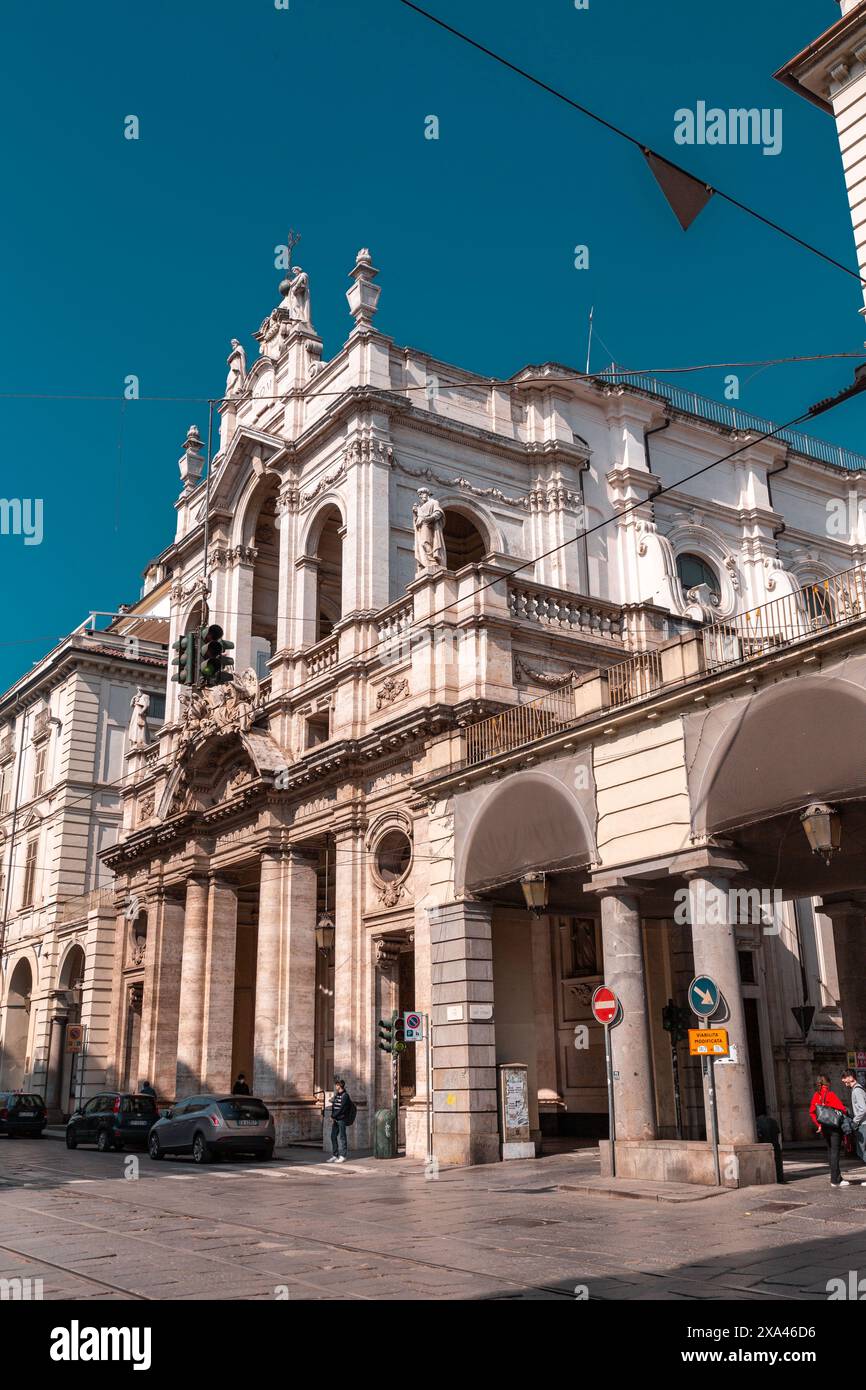 Torino, Italia - 28 marzo 2022: La Chiesa della Santissima Annunziata è una chiesa situata sulla via po a Torino, in Italia, costruita tra il 1648 e il 1656. Foto Stock