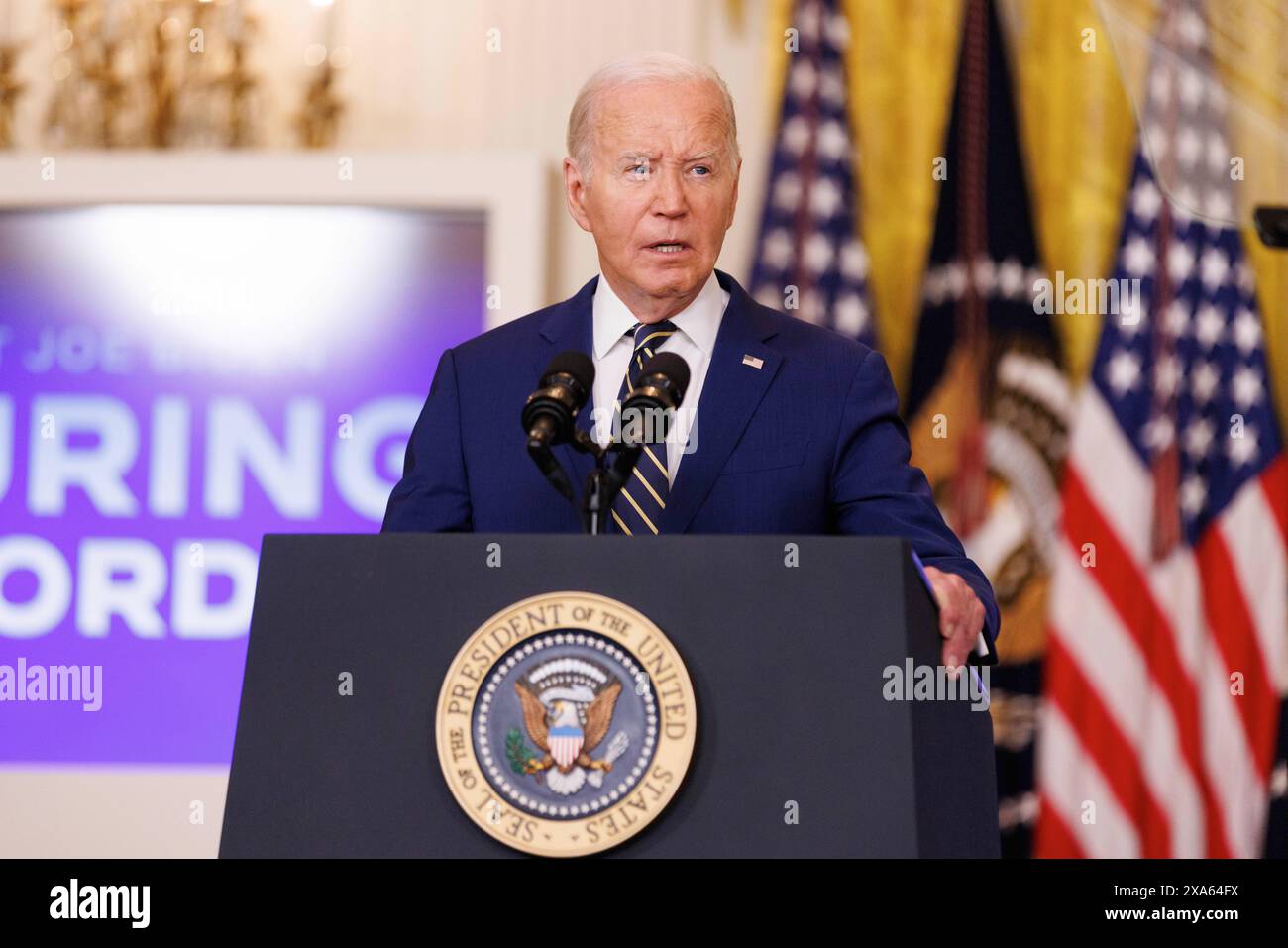 Washington, Stati Uniti. 4 giugno 2024. Il Presidente Joe Biden fa osservazioni sul confine meridionale e sui richiedenti asilo nella sala orientale della Casa Bianca di Washington DC, mentre il Presidente Biden ha firmato un ordine esecutivo che chiuderà temporaneamente il processo di richiesta di asilo. (Foto di Aaron Schwartz/Sipa USA) credito: SIPA USA/Alamy Live News Foto Stock