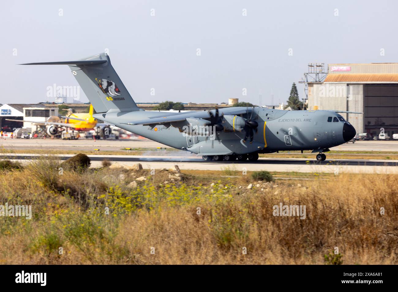 Air Force spagnola Airbus A400M Atlas (REG: TK.23-14) che arriva per la seconda volta sull'isola in 3 giorni. Foto Stock