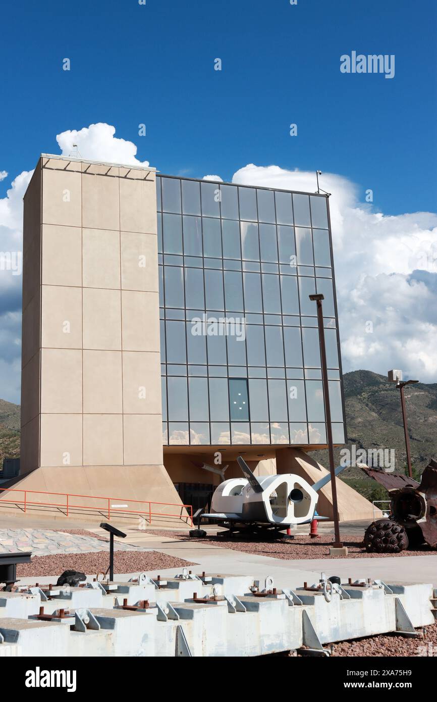 Uno scatto verticale del New Mexico Museum of Space History di Alamogordo Foto Stock