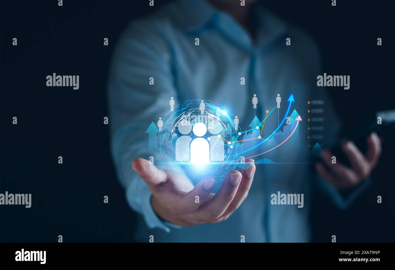 Gestione delle relazioni con i clienti. Un uomo d'affari con una struttura globale, tecnologia di rete del cliente, sviluppo di scambi di dati. cliente online Foto Stock