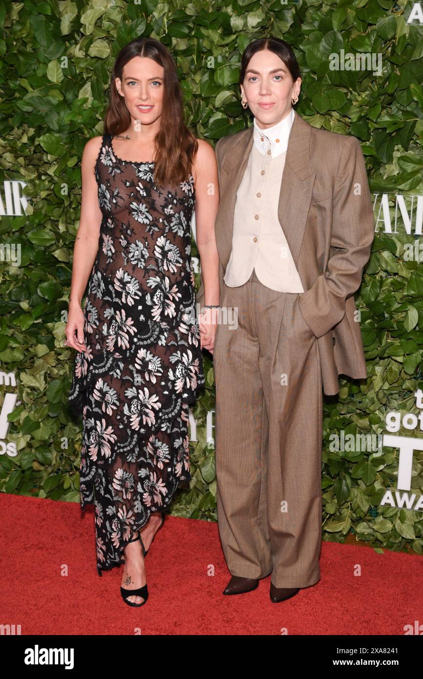 New York, Stati Uniti. 4 giugno 2024. Riley Keough e Gina Gammell partecipano ai Gotham TV Awards al Cipriani Broadway di New York, NY il 4 giugno 2024. (Foto di Efren Landaos/Sipa USA) credito: SIPA USA/Alamy Live News Foto Stock