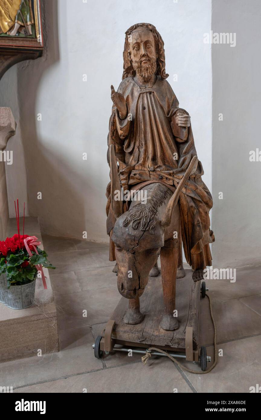 Palmesel nella chiesa cittadina di San Giovanni Battista e San Martino, Franconia media, Baviera, Germania Foto Stock