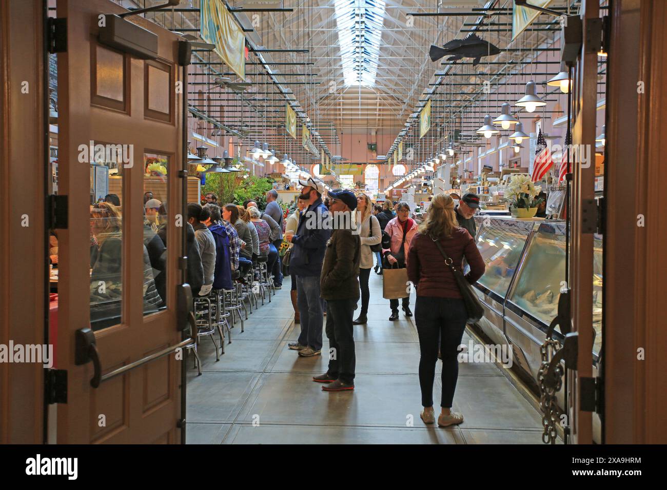 Washington, stati uniti 19 ottobre 2016: La corte alimentare del mercato orientale a Washington. Il mercato orientale è la destinazione di DC per il cibo fresco, communit Foto Stock