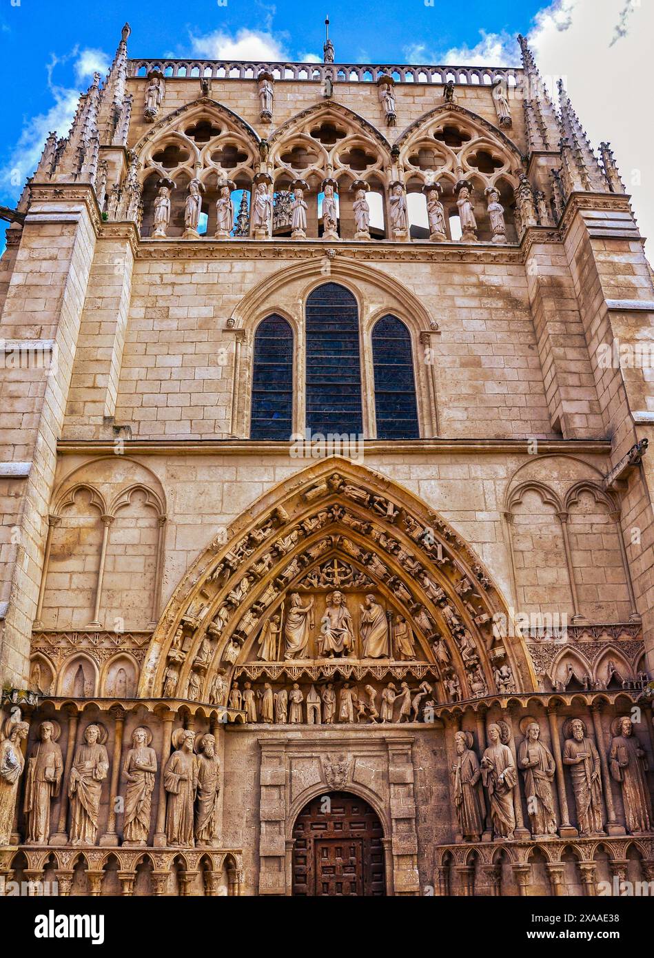 Cattedrale di Burgos in stile gotico, un esempio superbo di architettura spagnola, facciata del Coronería Foto Stock