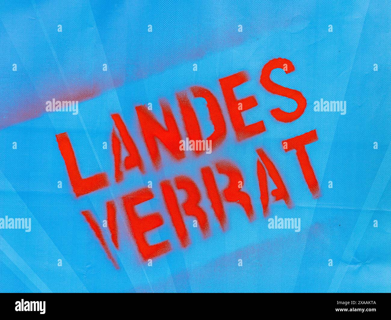 Lauchringen, Germania, 26 maggio 2024: Un poster della campagna elettorale di alternative per la Germania (AfD) chiede il sostegno delle famiglie. Era spray Foto Stock