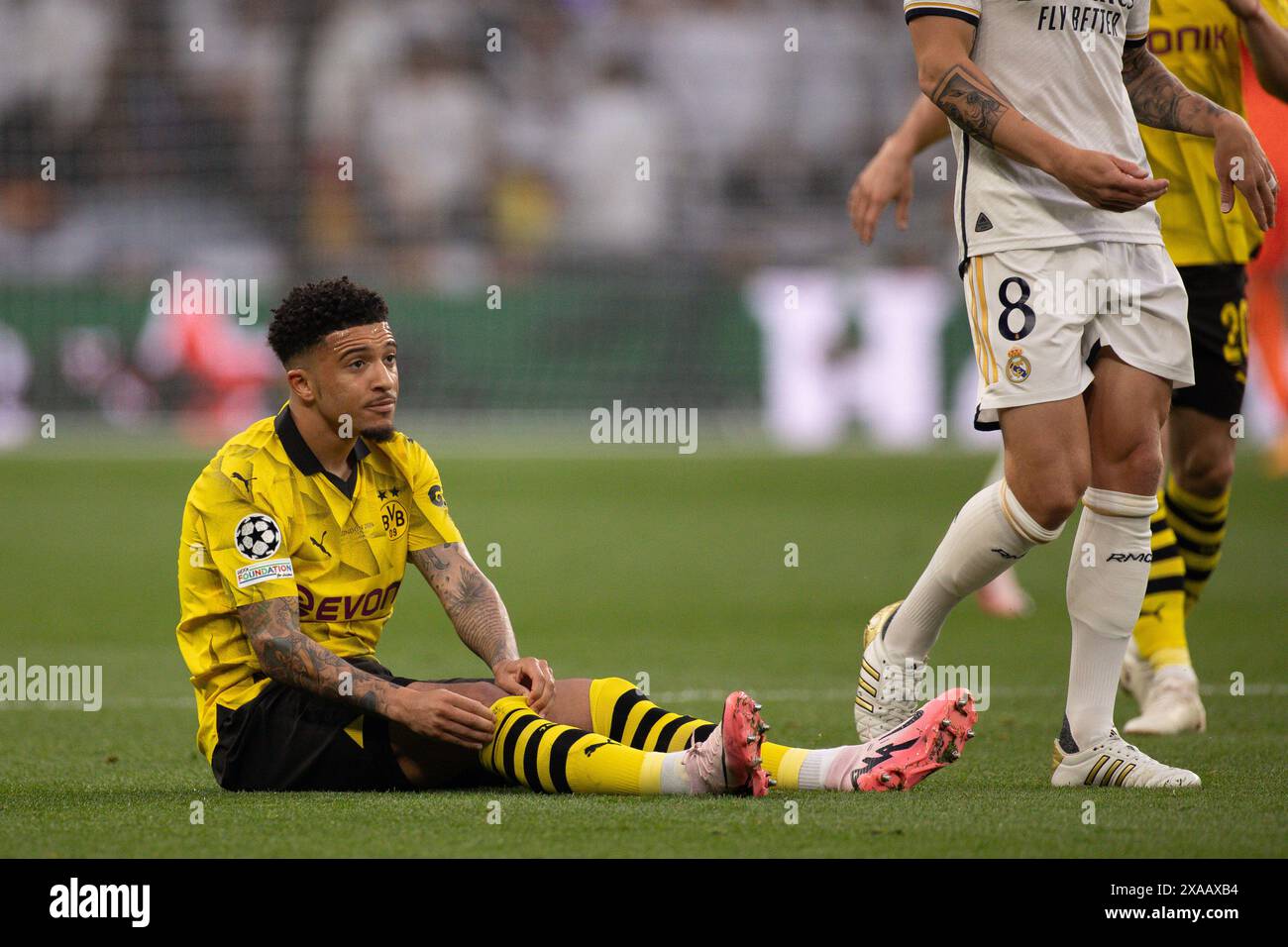 Jadon Sancho (Borussia Dortmund) sul pavimento durante la finale di UEFA Champions League tra il Borussia Dortmund e il Real Madrid allo Stadio di Wembley, Londra, sabato 1 giugno 2024. (Foto: Pat Isaacs | mi News) crediti: MI News & Sport /Alamy Live News Foto Stock