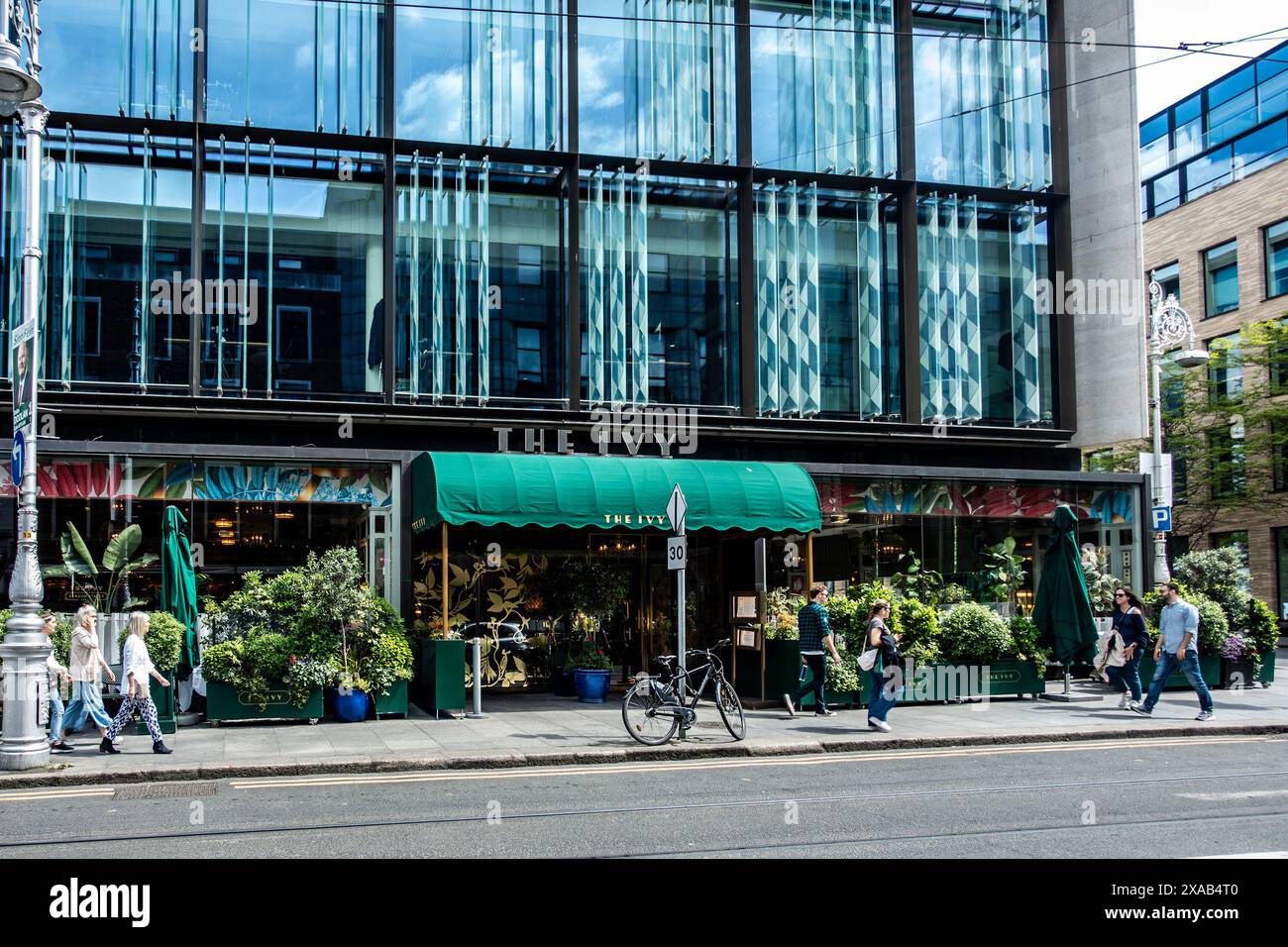 The Ivy Restaurant in Dawson Street, Dublino, Irlanda. Foto Stock