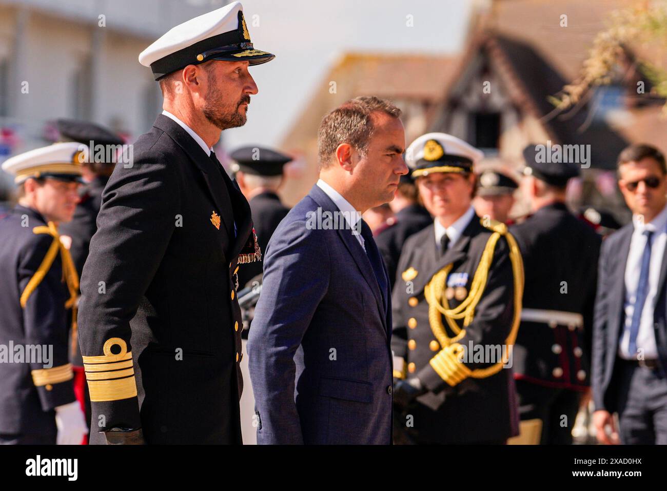 Normandia, Francia 20240606. Principe ereditario norvegese Haakon durante la commemorazione del D-Day in Normandia. Foto: Javad Parsa / NTB Foto Stock