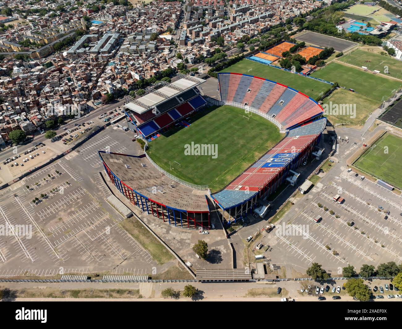 Buenos Aires, Argentina, 1 febbraio 2024: Foto aerea dello stadio Pedro Bidegain, Club Atlético San Lorenzo de Almagro. (Il nuovo manometro) Foto Stock