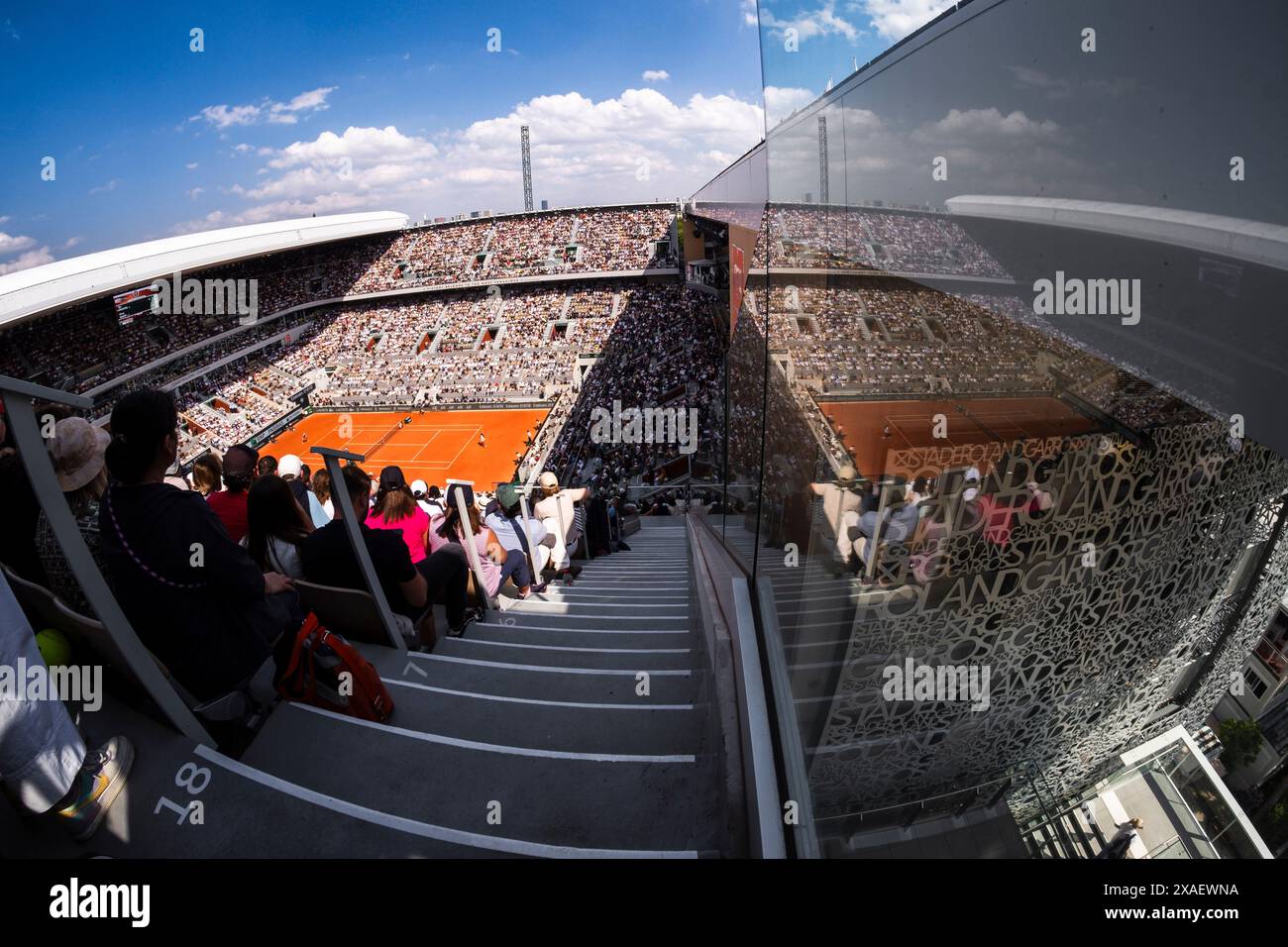 Parigi, Francia. 6 giugno 2024. Court Philippe Chatrier durante il torneo di tennis del grande Slam del French Open 2024 a Roland Garros, Parigi, Francia. Frank Molter/Alamy Live News Foto Stock