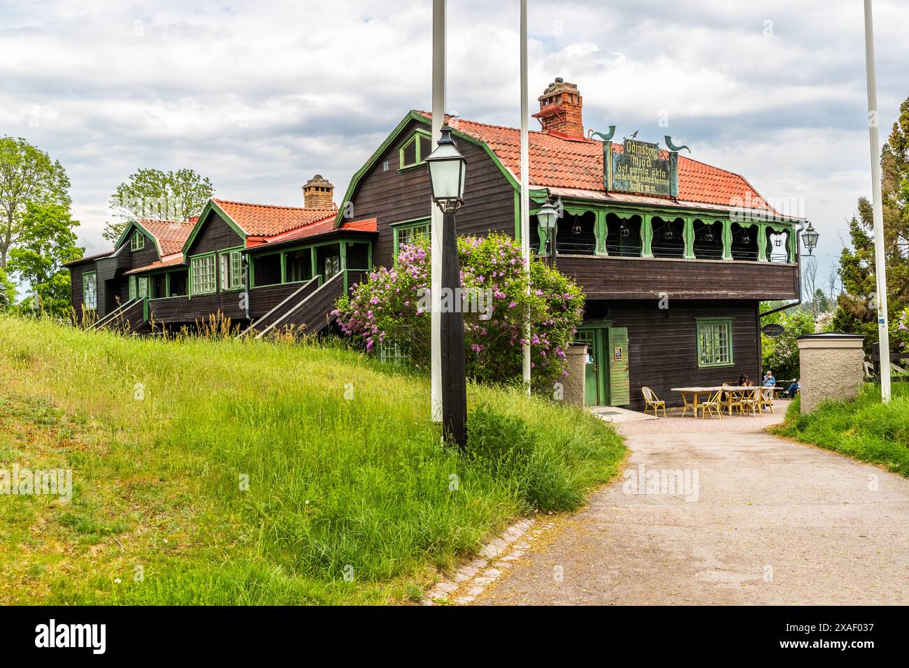 Il ristorante Odinsborg a Gamla Uppsala è uno dei primi ristoranti della zona. Fu costruito nel 1899 per i molti turisti che visitarono la città culturalmente significativa. Disavägen, Uppsala, Svezia Foto Stock