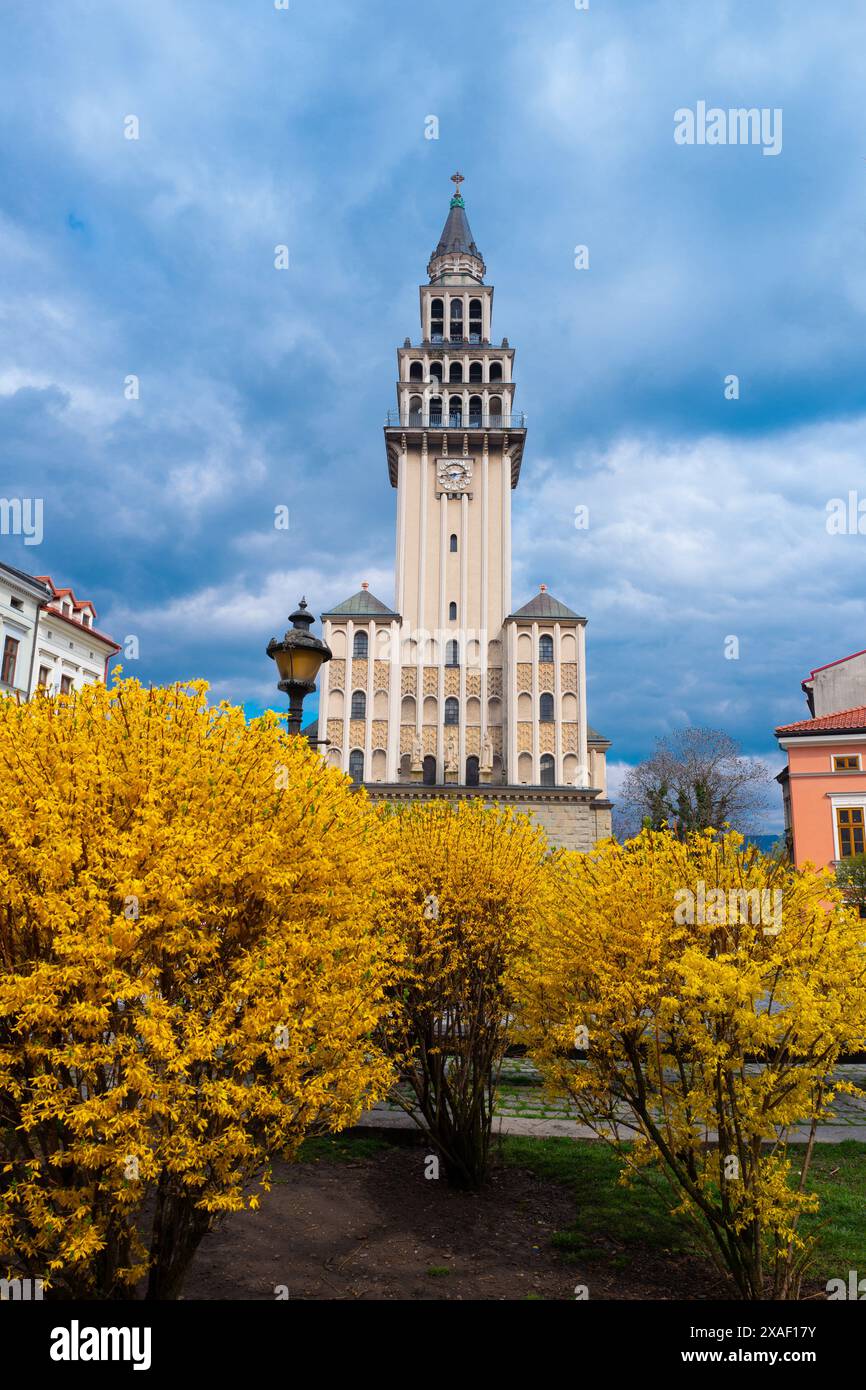 2022-04-16. Bielsko-Biala, Polonia, vista del municipio Foto Stock