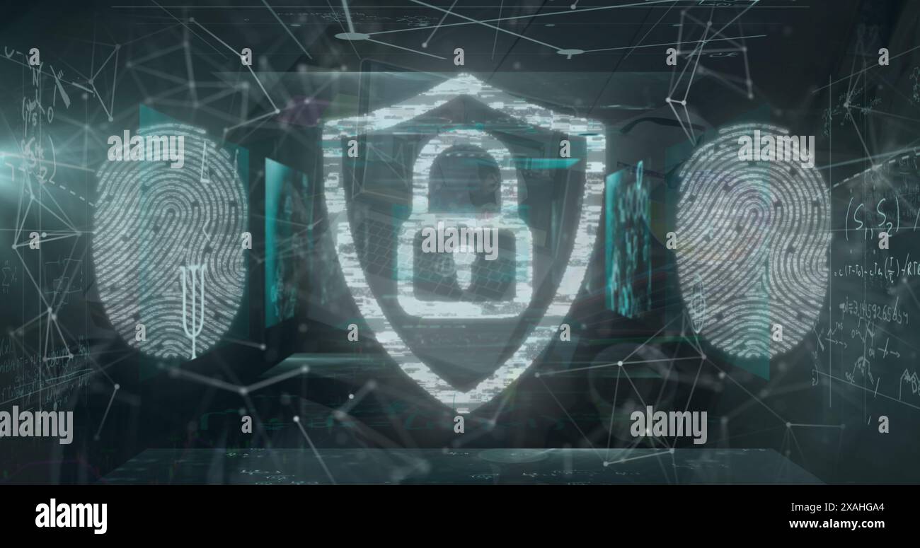 Immagine dell'elaborazione dei dati e del lucchetto di sicurezza su una donna che utilizza un notebook Foto Stock