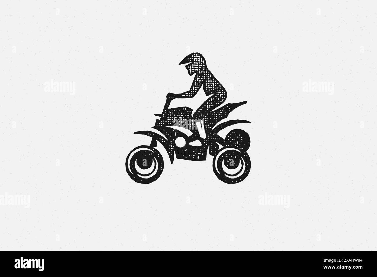 Silhouette nera persona con casco che guida un giro in quadriciclo in campagna illustrazione vettoriale con effetto timbro disegnato a mano. Texture vintage da campeggio grunge Illustrazione Vettoriale