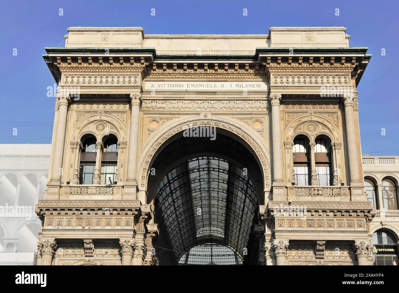Galleria Vittorio Emanuele II, cupola di vetro vista dalla galleria, prima galleria coperta al mondo dell'architetto Giuseppe Mengoni, 1872 anni, Milano Foto Stock