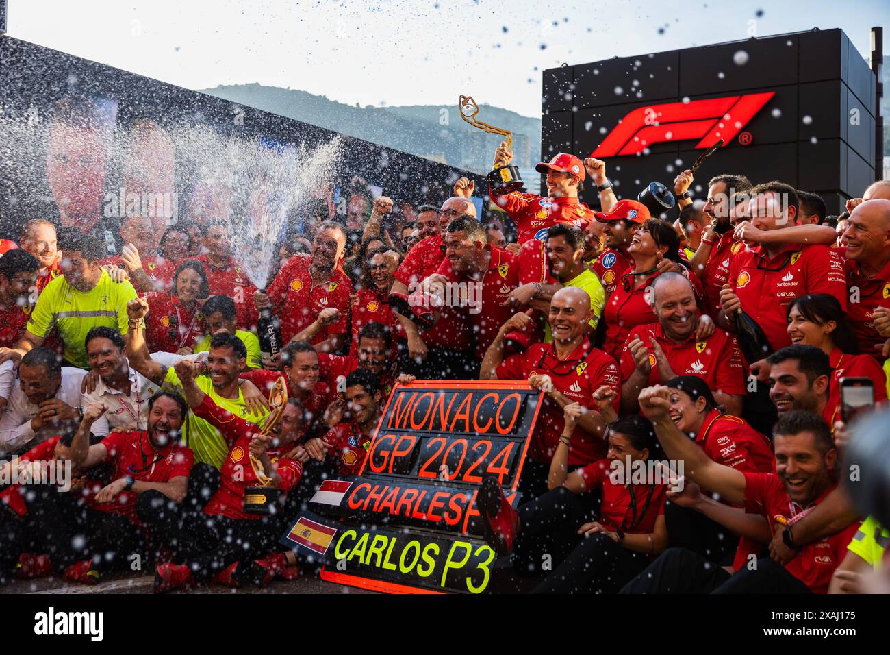 Circuito di Monaco, Monte carlo, Monaco. 26.May.2024; Charles Leclerc di Monaco e Scuderia Ferrari durante il Gran Premio di Formula 1 di Monaco Foto Stock