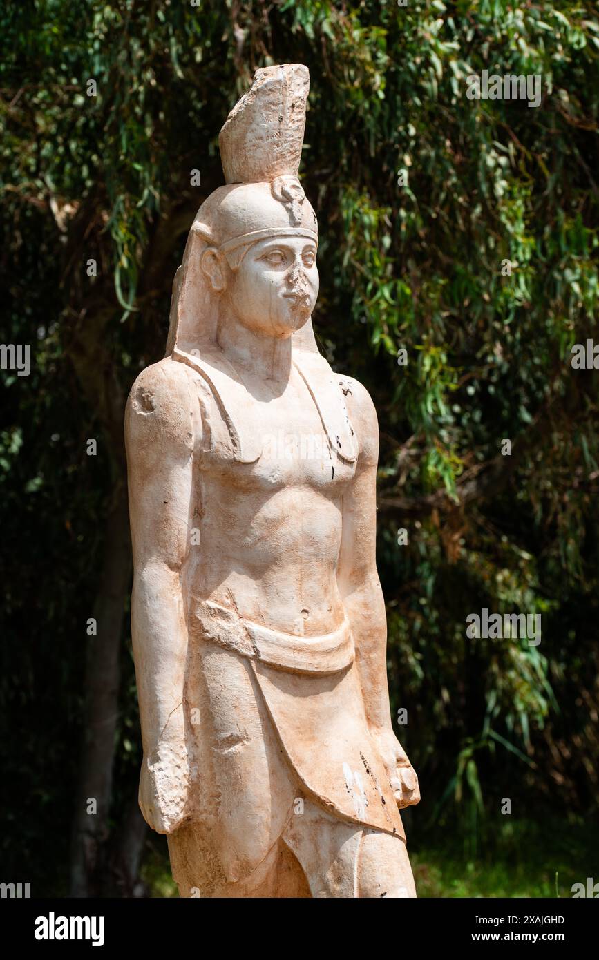Statue egiziane a Nea Makri, Attica, Grecia Foto Stock