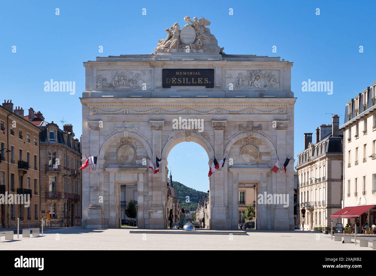 Nancy, Francia - 24 giugno 2020: La porta Désilles (in francese porte Désilles) è un arco di trionfo situato a ovest della città vecchia e all'estremità nord di Cour Foto Stock