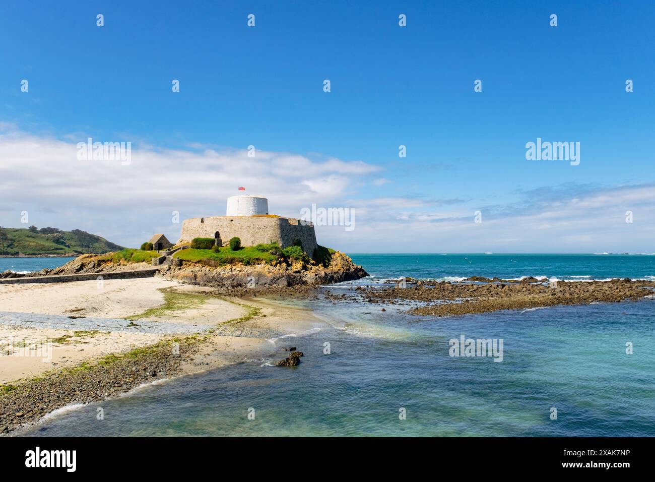 Chateau de Rocquaine o Grey Fort a Rocquaine Bay, St Pierre du Bois, Guernsey, Channel Islands, Regno Unito, Gran Bretagna Foto Stock