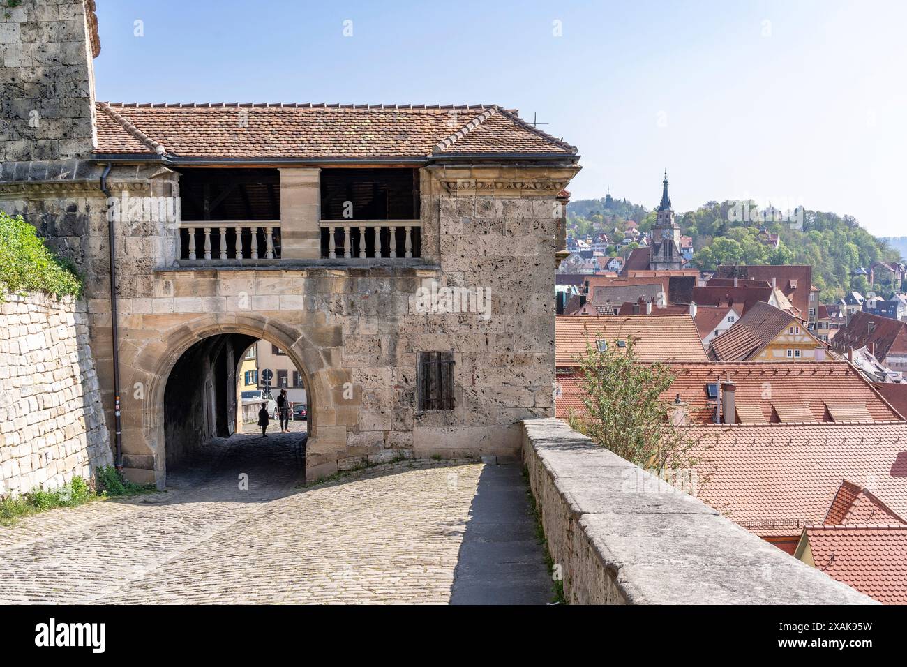 Europa, Germania, Baden-Württemberg, Tübingen, porta inferiore del castello di Hohentübingen Foto Stock