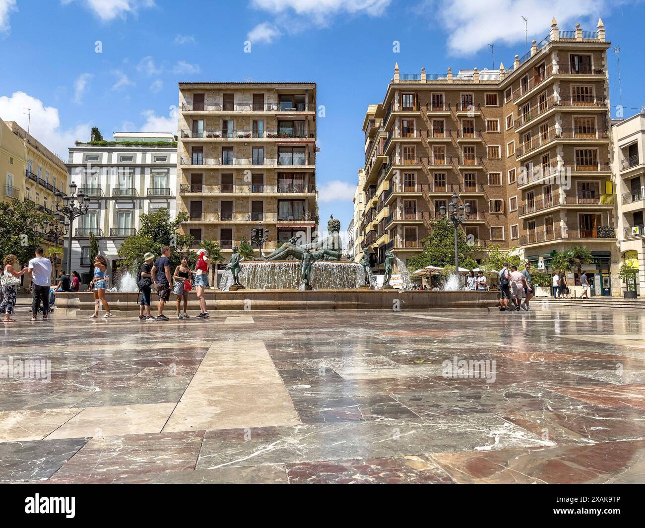 Europa, Spagna, Provincia di Valencia, Valencia, Ciutat Vella, Fontana del Turia in Plaza de la Virgen Foto Stock