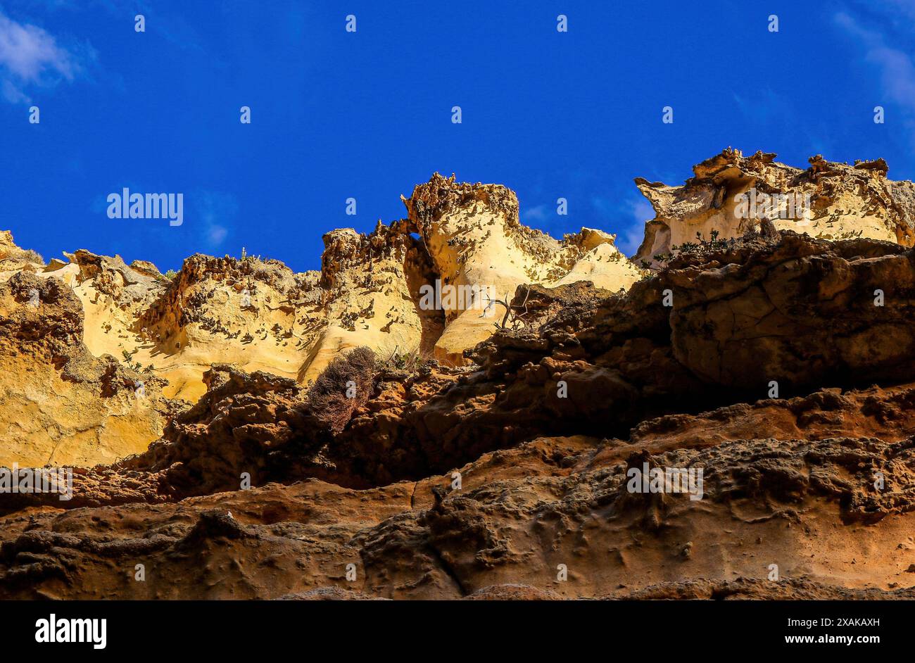 Scogliera della gola di Loch Ard nel Parco Nazionale Marino dei dodici Apostoli lungo la Great Ocean Road a Victoria, Australia Foto Stock