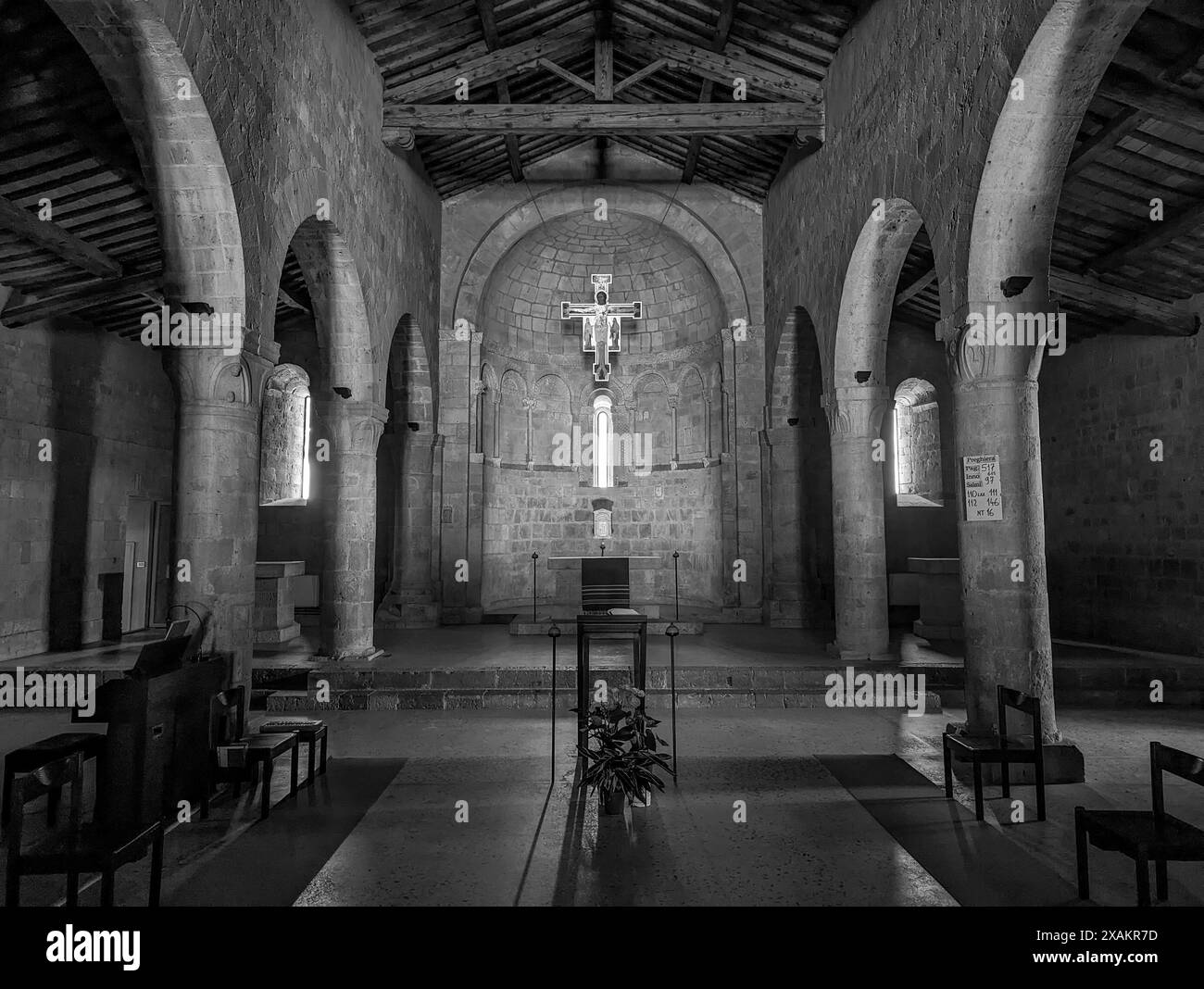 Presbiterio del monastero di Santa Maria Assunta a Cellole, Italia Foto Stock