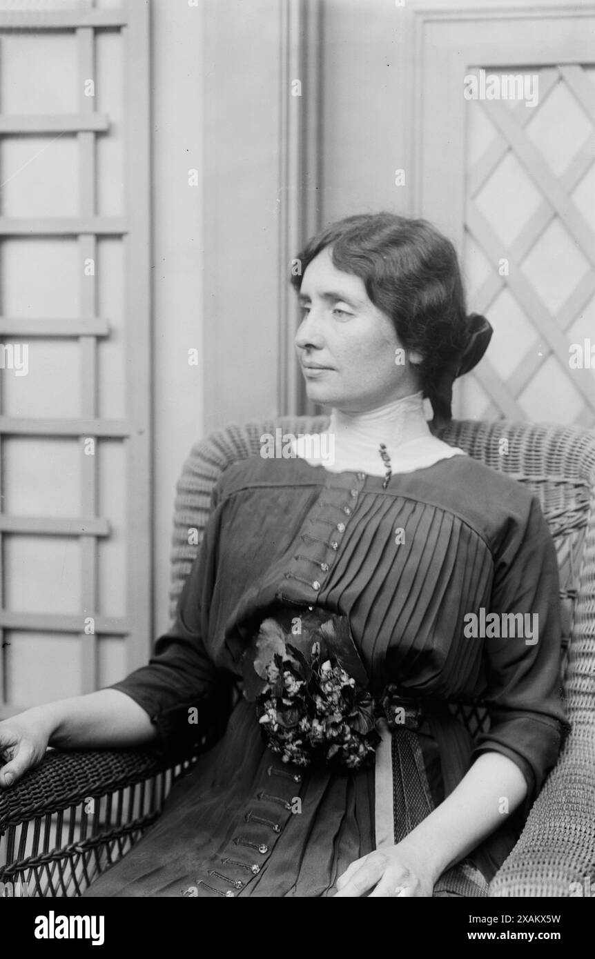 Helen Keller, 1913 anni. Mostra Helen Keller (1880-1968) probabilmente all'International Flower Show, New York City, aprile 1913. Foto Stock