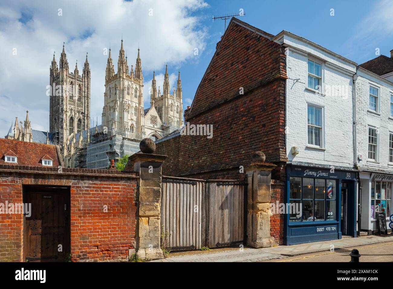 Pomeriggio primaverile nel centro di Canterbury, Inghilterra. Foto Stock