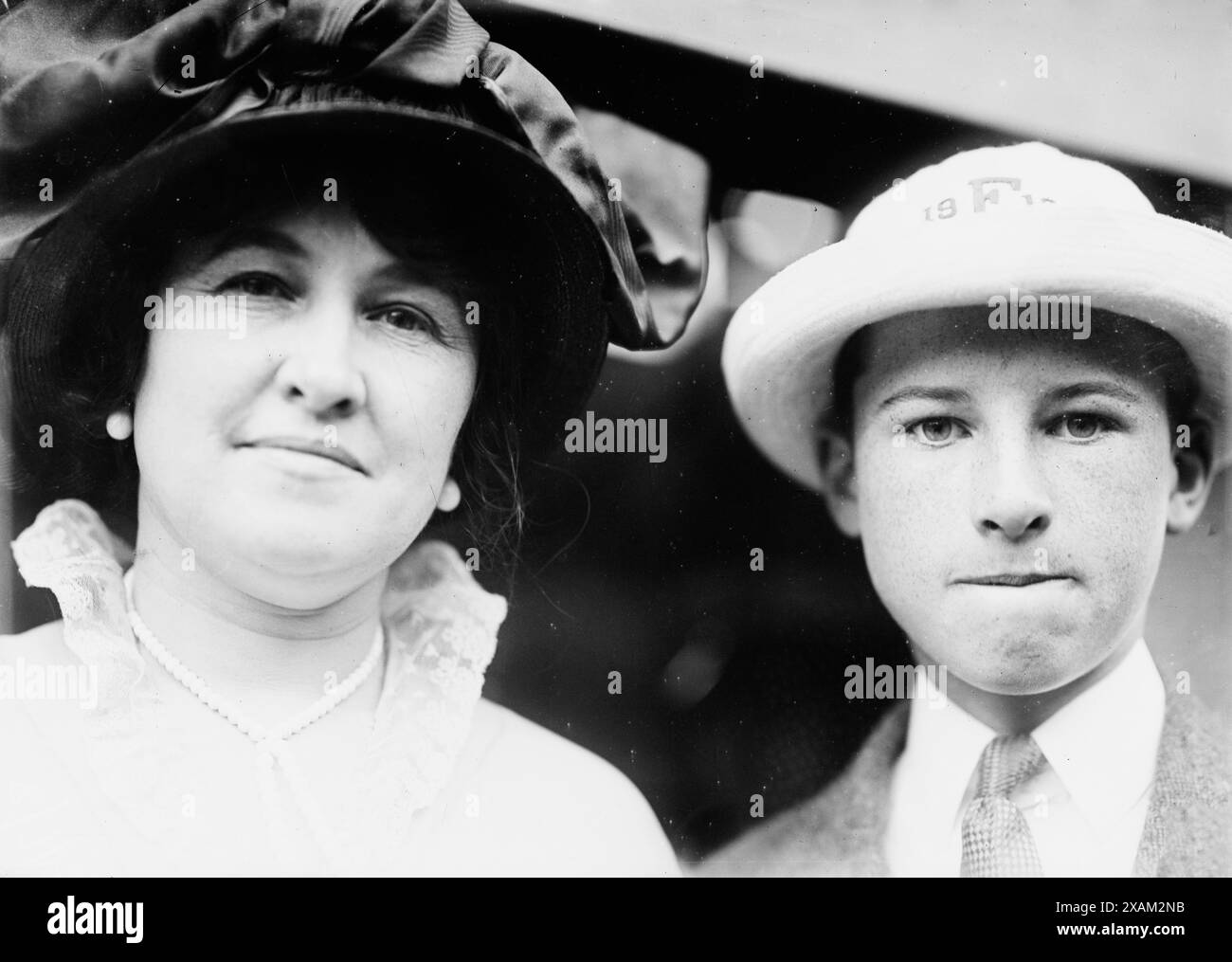 La signora Martin Littleton e il figlio Wilson, tra il c1910 e il c1915. Foto Stock