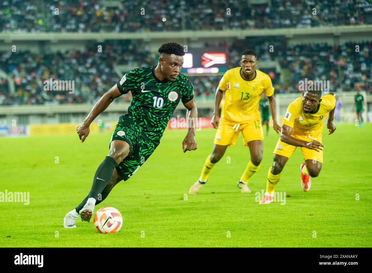 Uyo, Nigeria, 7 giugno 2024, Nigeria vs Sudafrica. Qualificazione alla Coppa del mondo FIFA 2026. DELE-Bashiru Fisayo credito: Victor modo Foto Stock