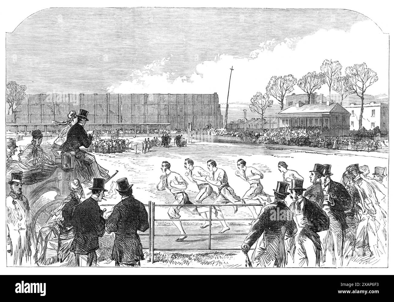 Oxford e Cambridge sport atletici a West Brompton [a Londra]: La gara di un miglio, 1869. "In occasione della sesta riunione annuale dei membri delle due università per la competizione di esercizi sportivi, giovedì settimana, nel nuovo stadio della Amateur Athletic Society, la corsa di un miglio è stata condotta dai signori E. Royds e H. P. Gurney, per Cambridge; e dai signori R. Y. Somers-Smith, J. W. Laing e S. G. Scott, per Oxford... entrambi erano in piano all'ultimo turno per casa; ma Royds durò al meglio, arrivò davanti al posto di partenza di cento yard, e vinse una bella gara di tre yard, tra i tifosi della C Foto Stock
