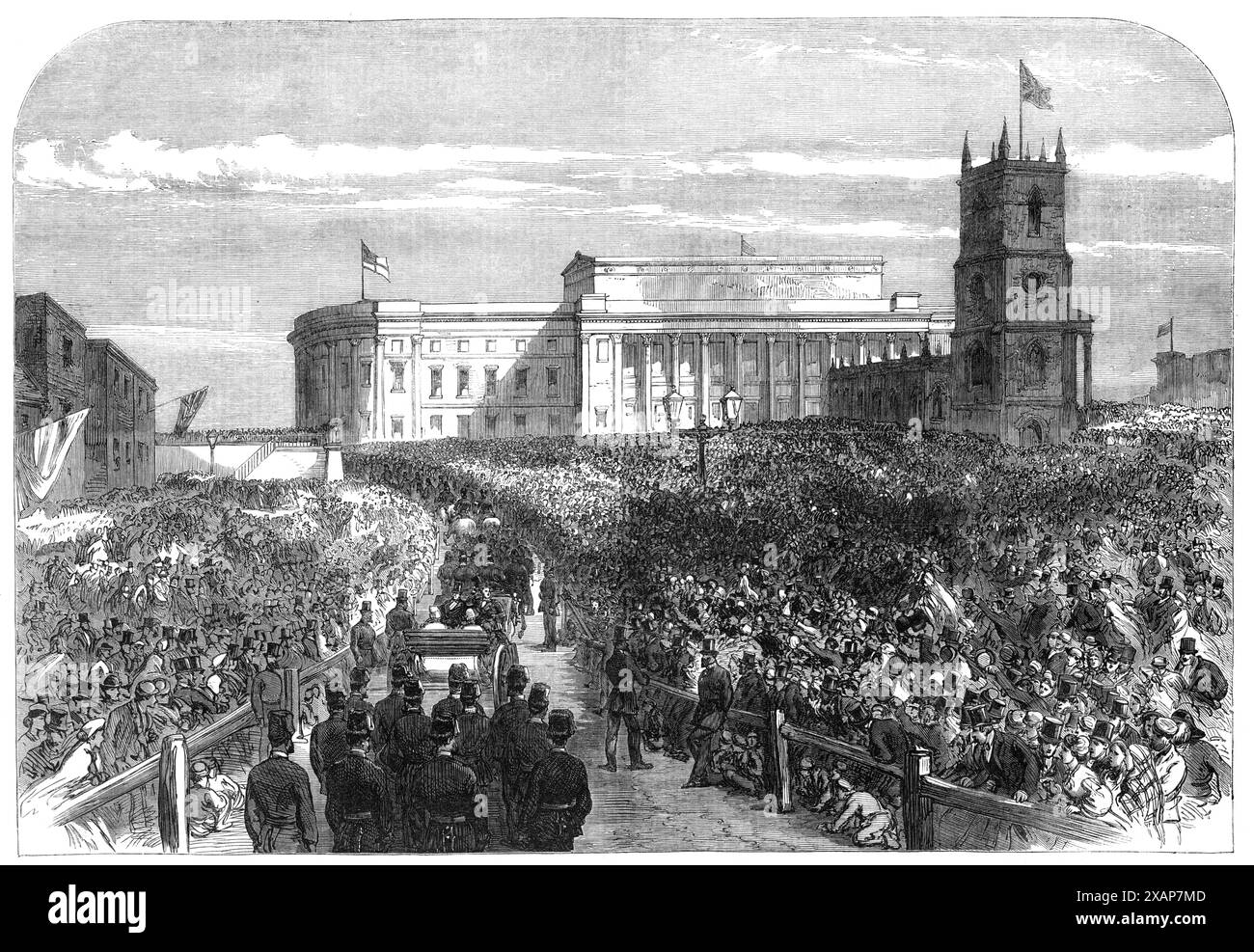 Visita del Principe e della Principessa di Galles a Liverpool: La processione per la St. George's Hall, 1865. Il futuro re Edoardo VII e la regina Alessandra '...sono andati in auto a... St. George's Hall, dove Mr. W. T. Best suonò una breve selezione sul grande organo... un'immensa folla di persone lungo tutta la linea della processione salutò il Principe e la Principessa con le acclamazioni più sincere". Da "Illustrated London News", 1865. Foto Stock