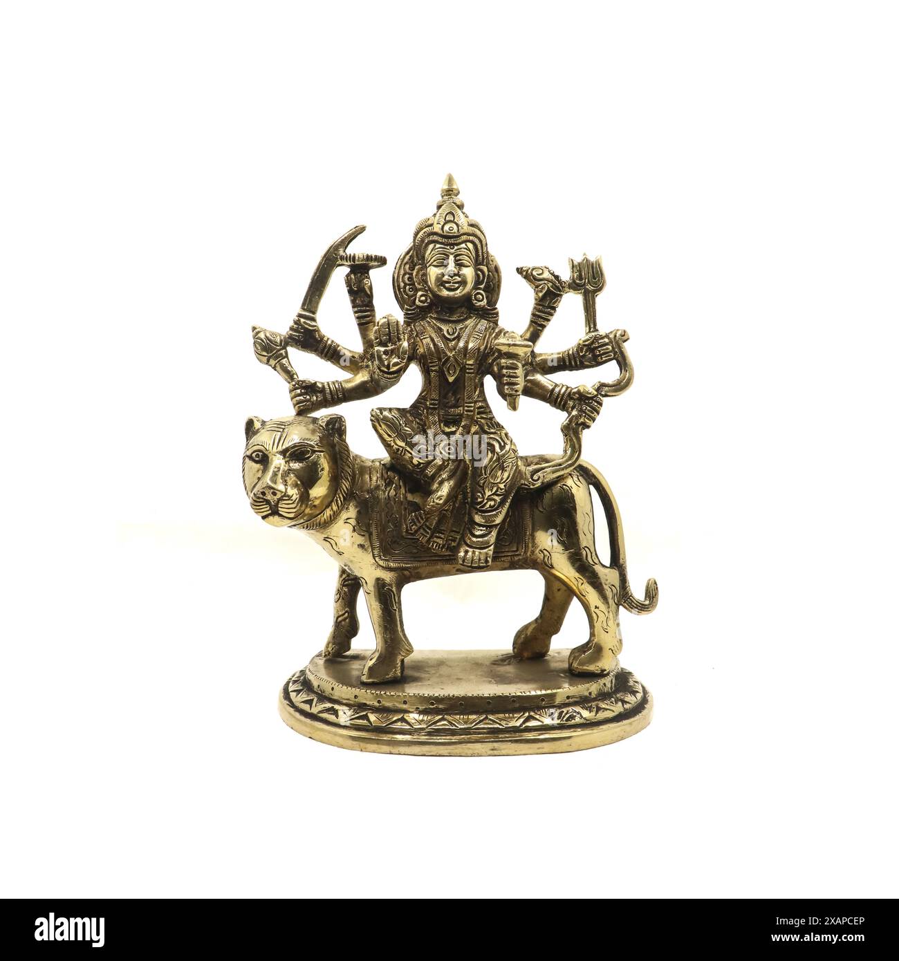 statuetta di una divinità indù, la dea kali durga devi, isolata su sfondo bianco Foto Stock