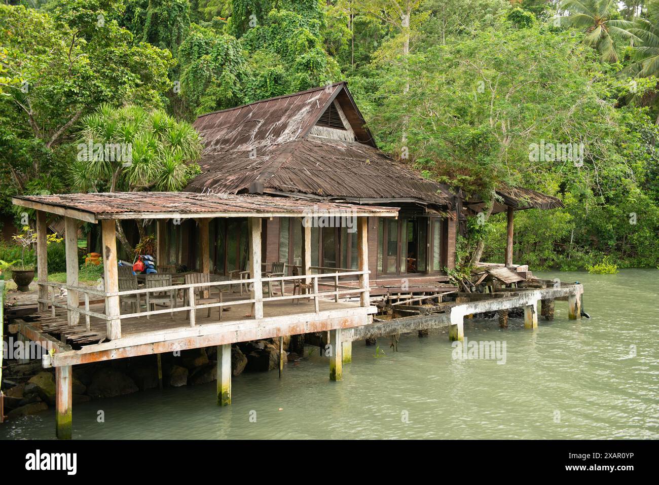 Minahasa Lagoon - resort abbandonato Foto Stock