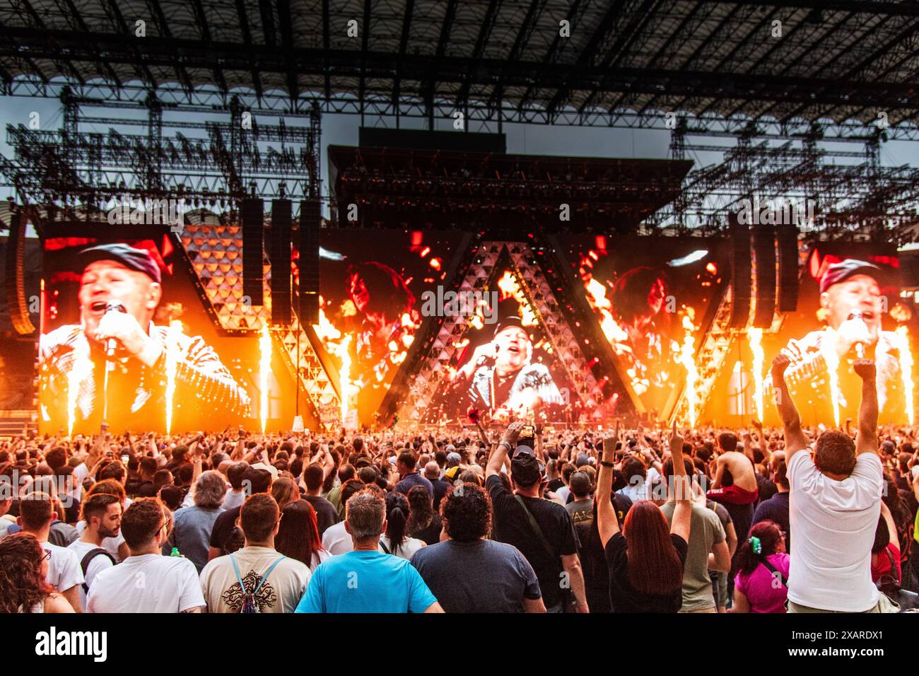 Vasco Rossi in concerto allo Stadio San Siro di Milano foto di Luca Moschini Foto Stock