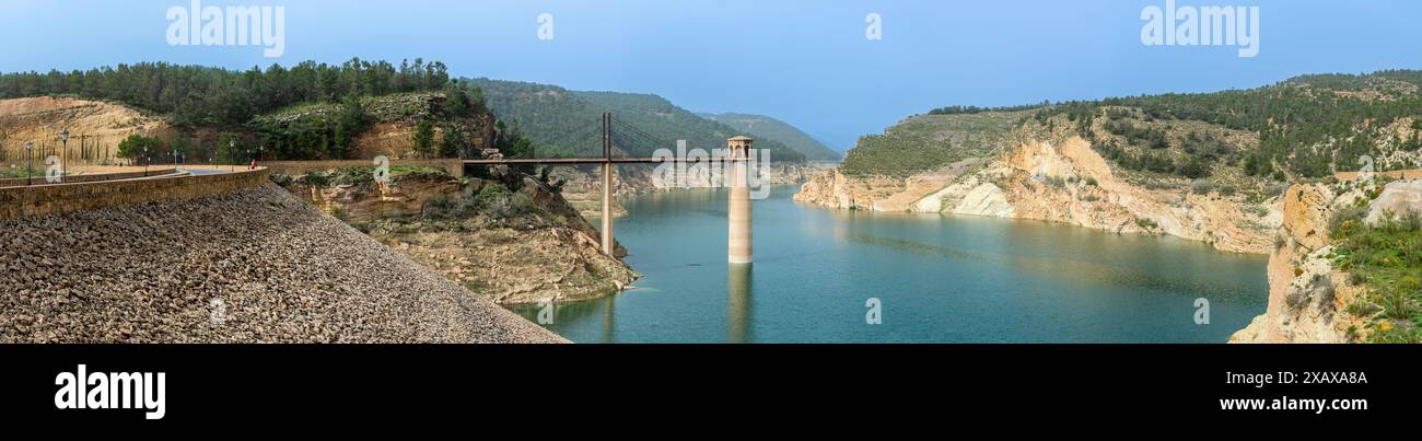 La diga Francisco Abellan situata sul fiume Fardes, Granada, Spagna Foto Stock