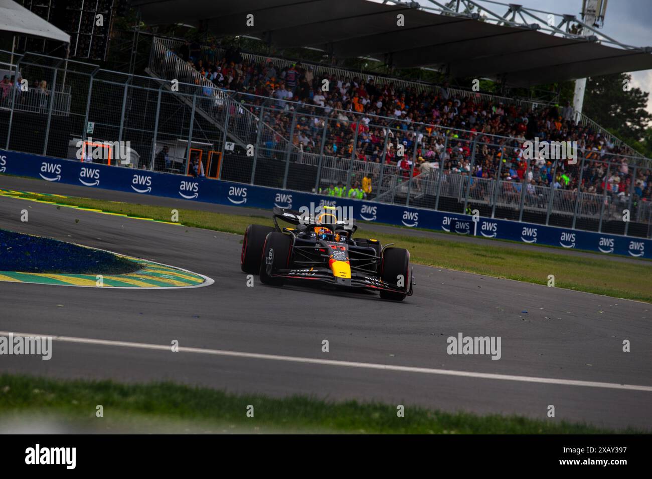 Montreal, Canada. 8 giugno 2024. Sergio Perez del Messico alla guida della (11) Oracle Red Bull Racing RB20 Honda RBPT, durante il GP du Canada, Formula 1, sul circuito Gilles Villeneuve. Crediti: Alessio Morgese// Emage / Alamy live news Foto Stock