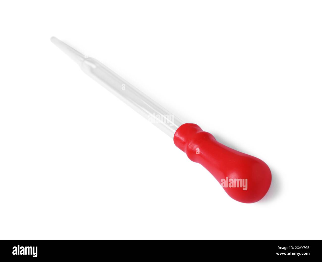 Una pipetta pulita in vetro isolata su bianco Foto Stock