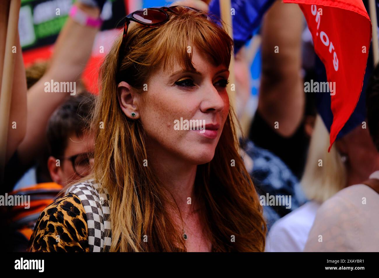 Londra, Regno Unito. 18 giugno 2022. Angela Rayner marcia con i sostenitori del Partito Laburista al Regno Unito ha bisogno di una protesta Payrise. Marchio di credito Lear/Alamy Foto Stock