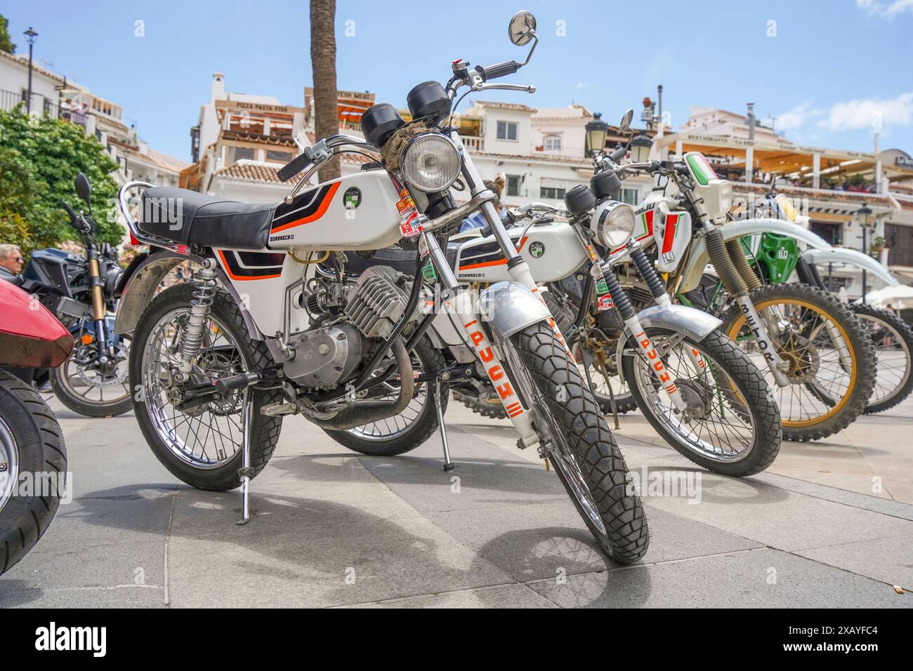 Bicicletta classica Puch Borrasca 3 in mostra durante un incontro annuale di motociclette classiche a Mijas, Andalusia, Spagna. Foto Stock